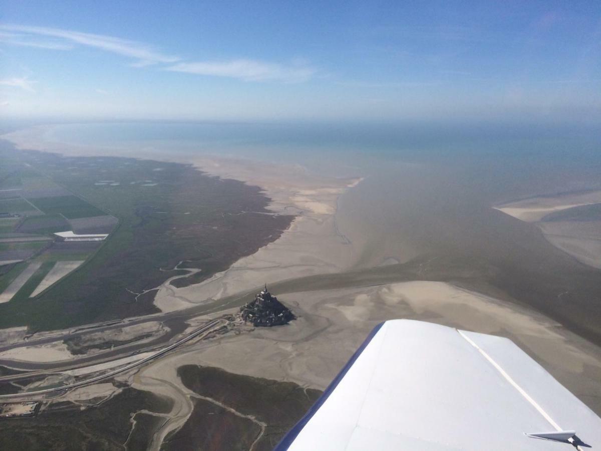 Gite Des Falaises De Champeaux Buitenkant foto