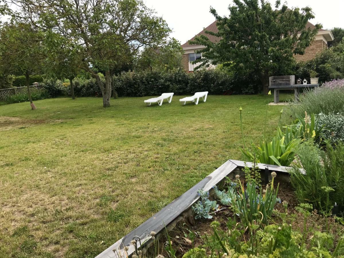 Gite Des Falaises De Champeaux Buitenkant foto